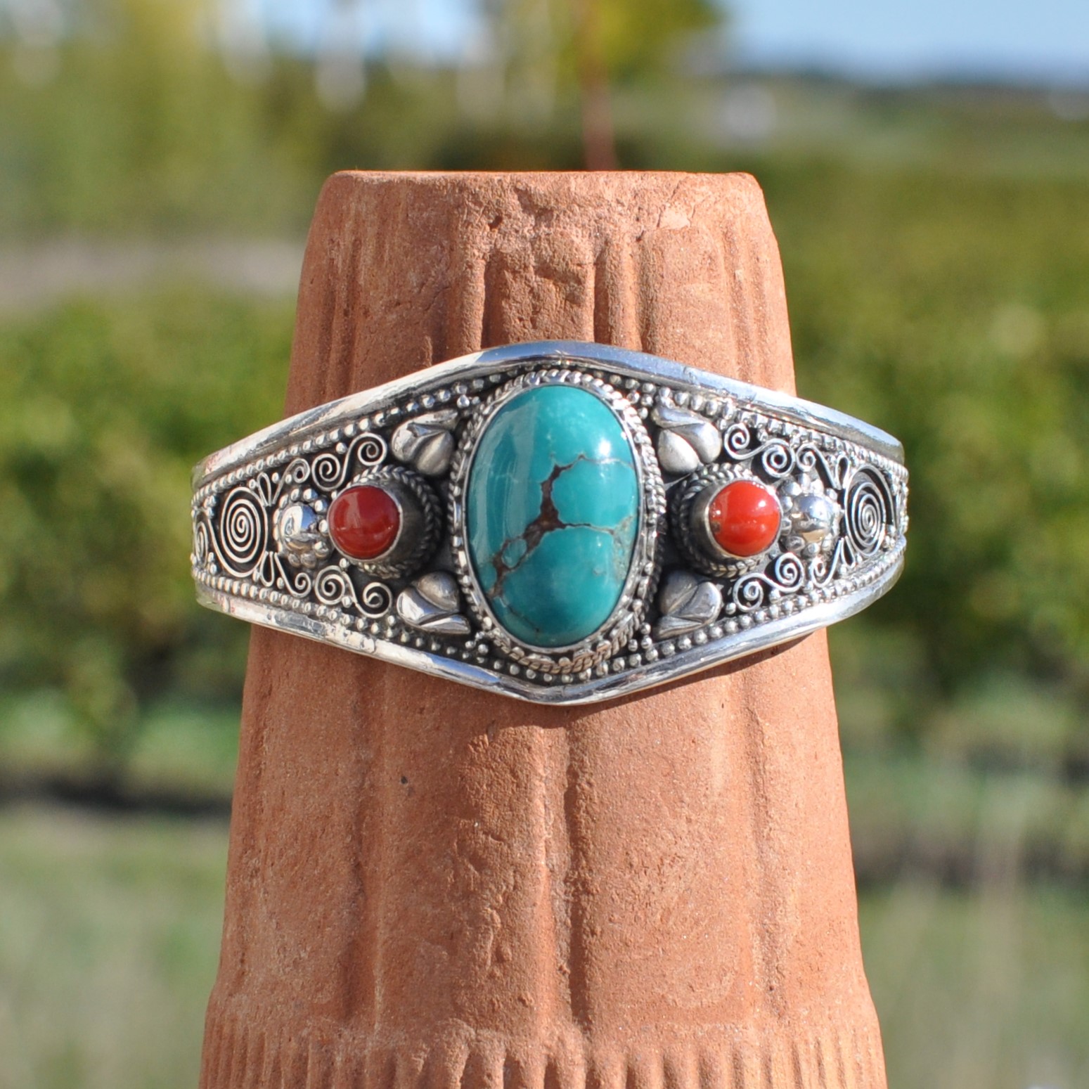 NEW ! Gros bracelet rigide ouvert en argent 3 pierres en Corail et Turquoise (rouge) (bleu)