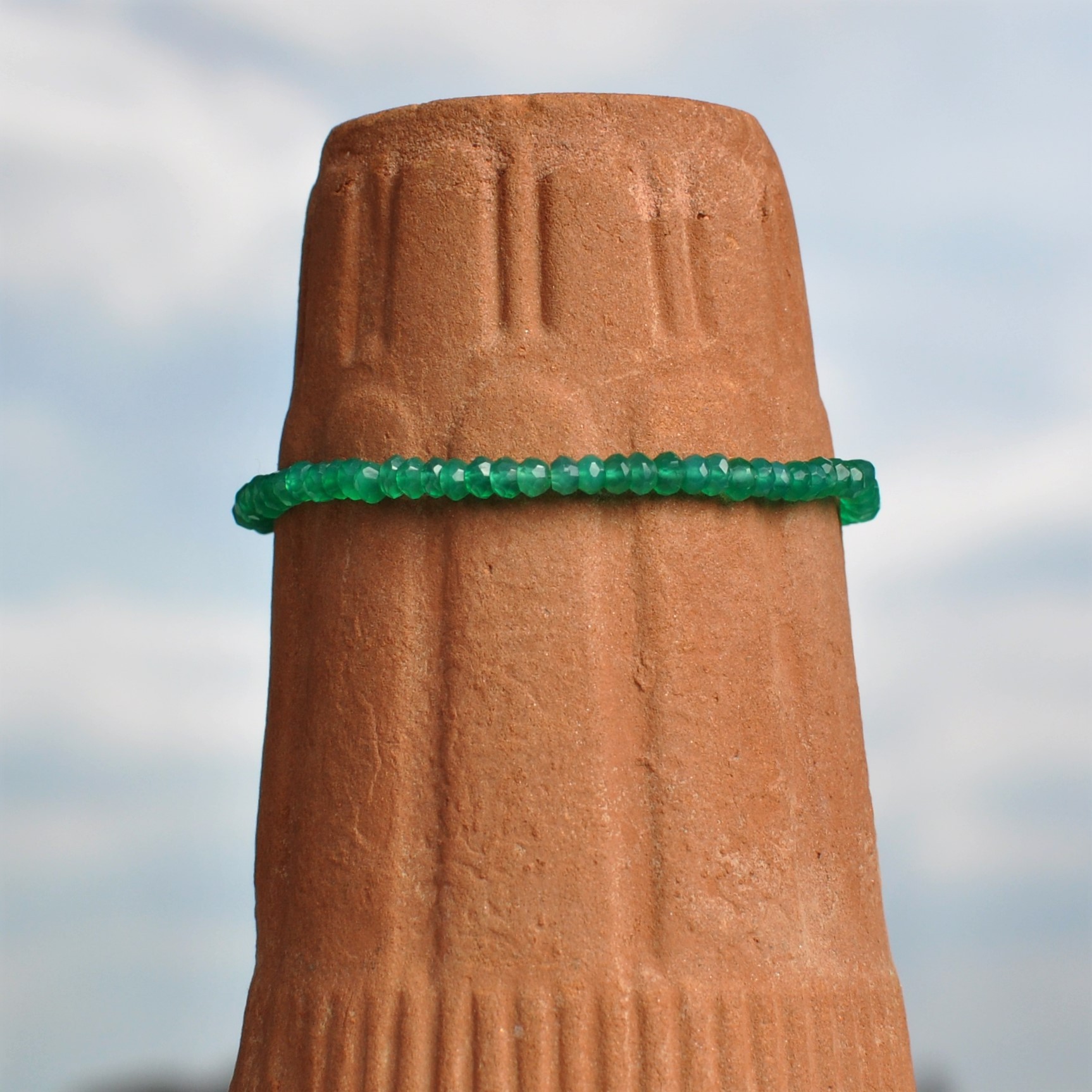 Bracelet fin en agate verte et fermoir argent (vert)